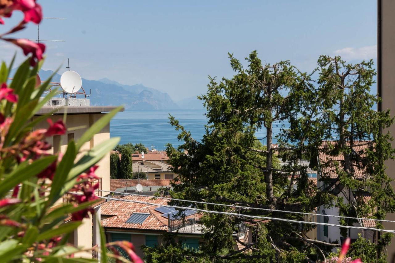 Frank Ronyo Apartment Desenzano del Garda Exterior photo